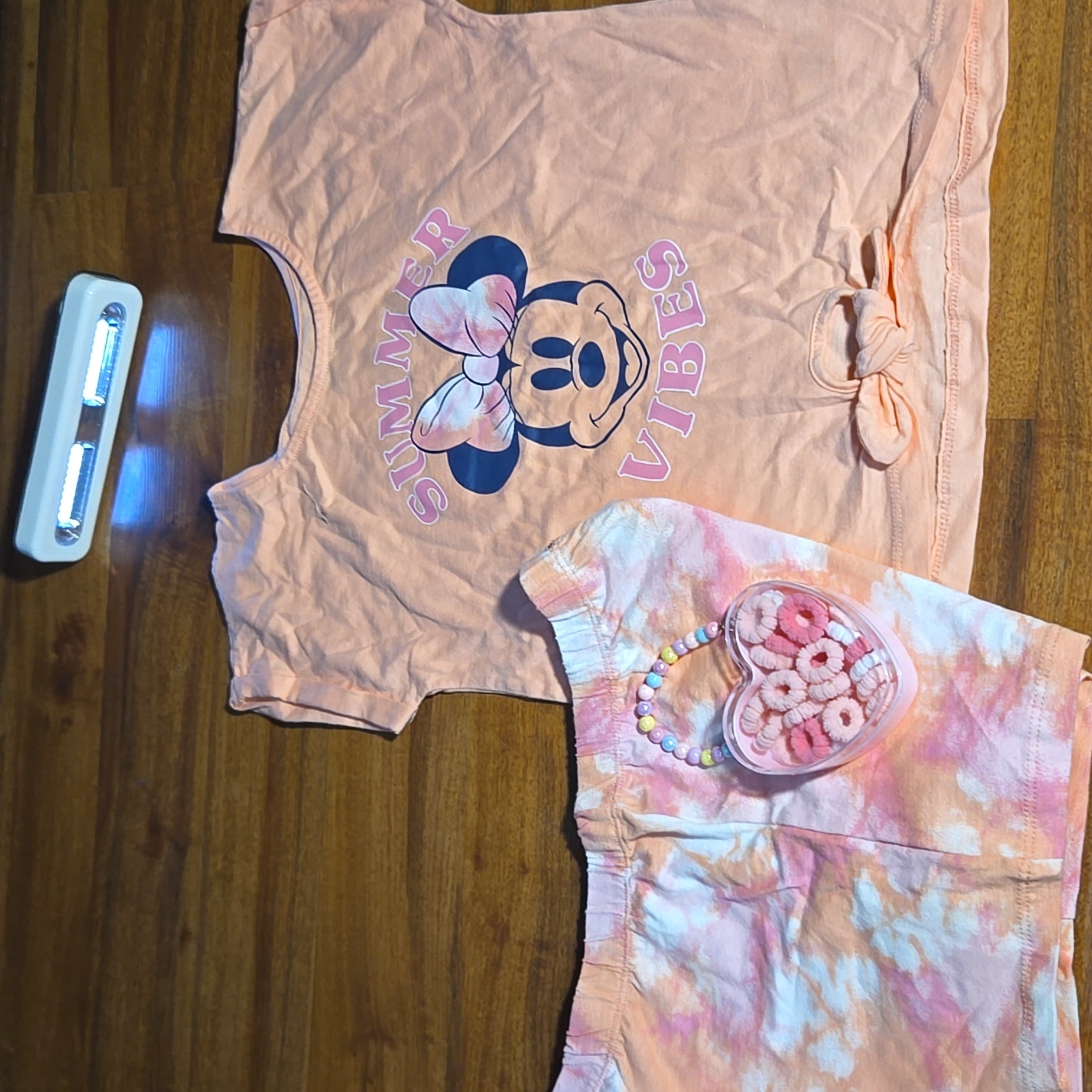Disney Minnie Mouse Peach Tee And Shorts + Hair Accesories Sz 7/8 New